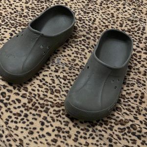 Crocs in army green worn once ( tiny marks o rt one
